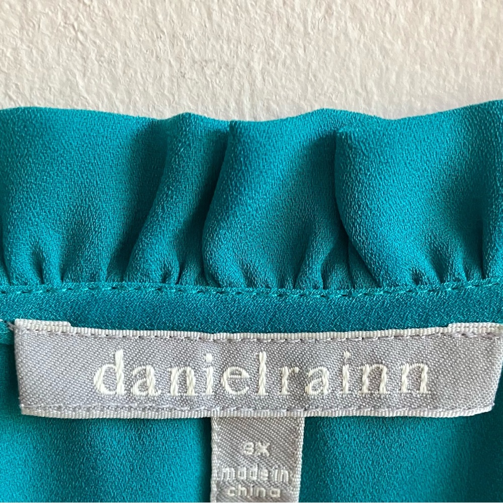 Daniel Rainn Ruffled Short Sleeve Blouse Size 3X Teal V-Neck Crepe Office Top - Picture 3 of 9